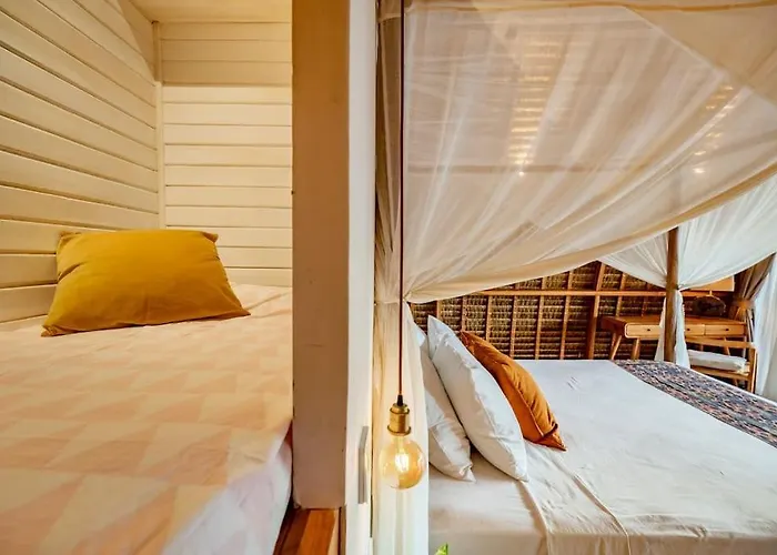 Nest 2 - Eco Boutique *